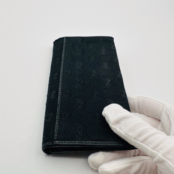 Gucci Gold Emblem Wallet - Picture 10 of 12